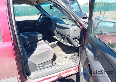 2005 Chevrolet Silverado 1500 Z71 from USA, damaged, VIN 2GCEK13T851391955